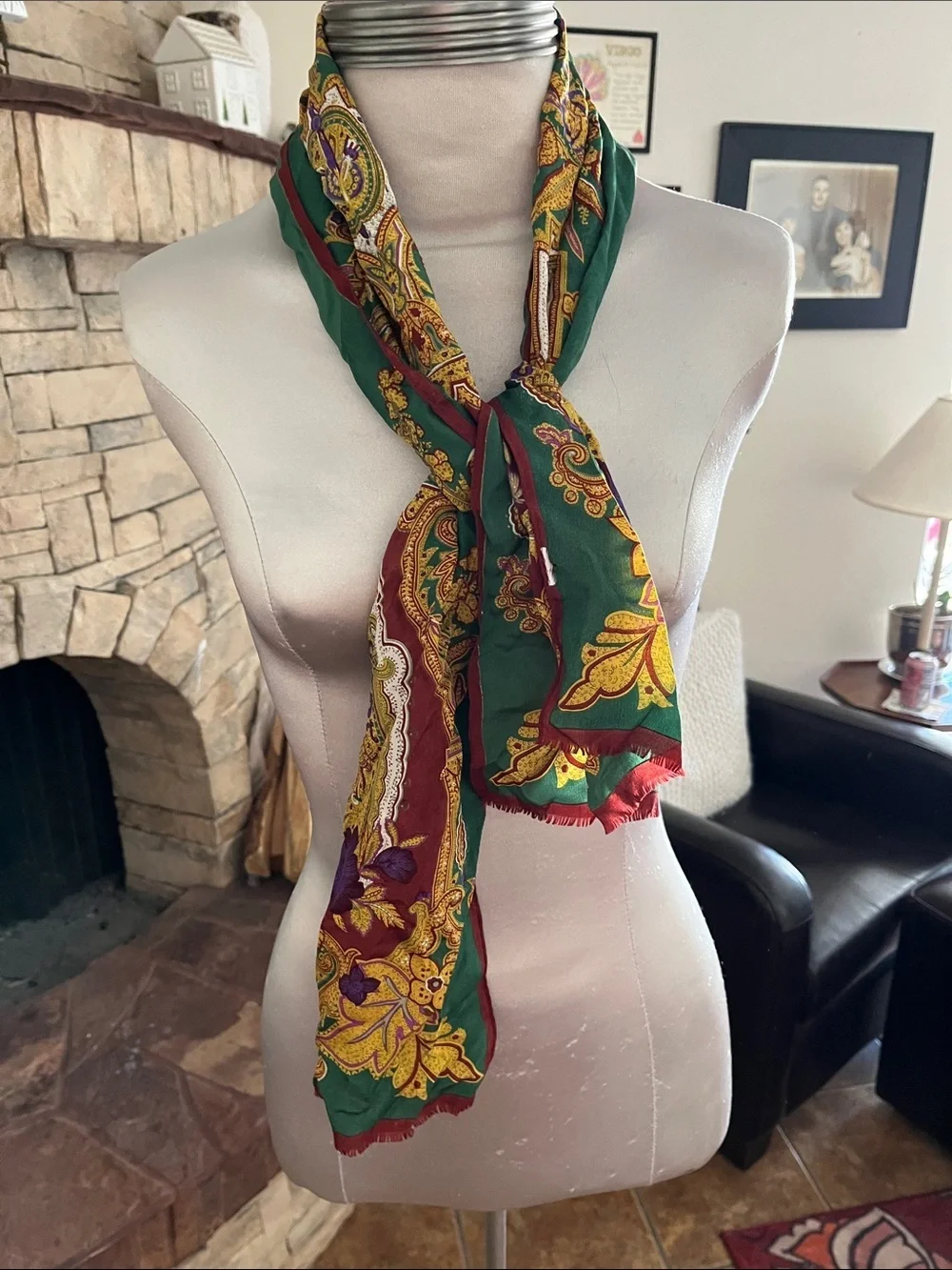 Vintage Oscar De La Renta Green & Burgundy Paisley Scarf